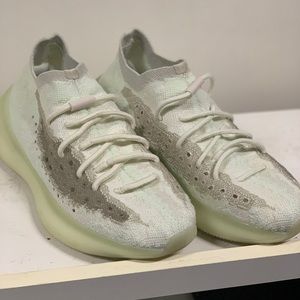 Adidas Yeezy 380 Men’s Calcite Glow US 10 glow in the dark!